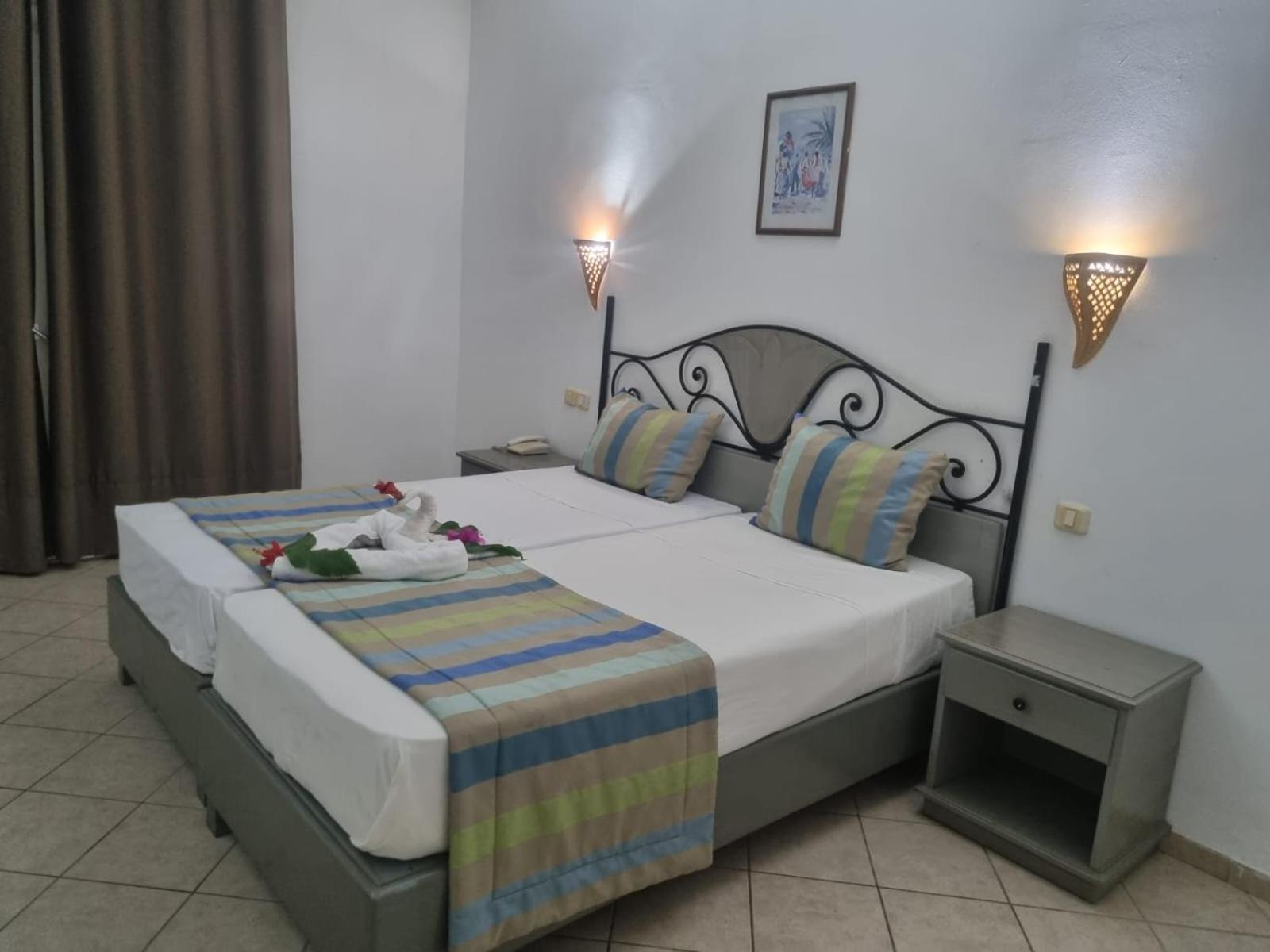 Hotel Diar Yassine Мидун Экстерьер фото