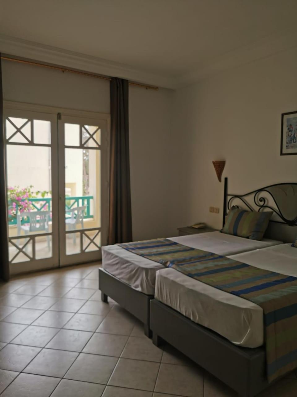 Hotel Diar Yassine Мидун Экстерьер фото